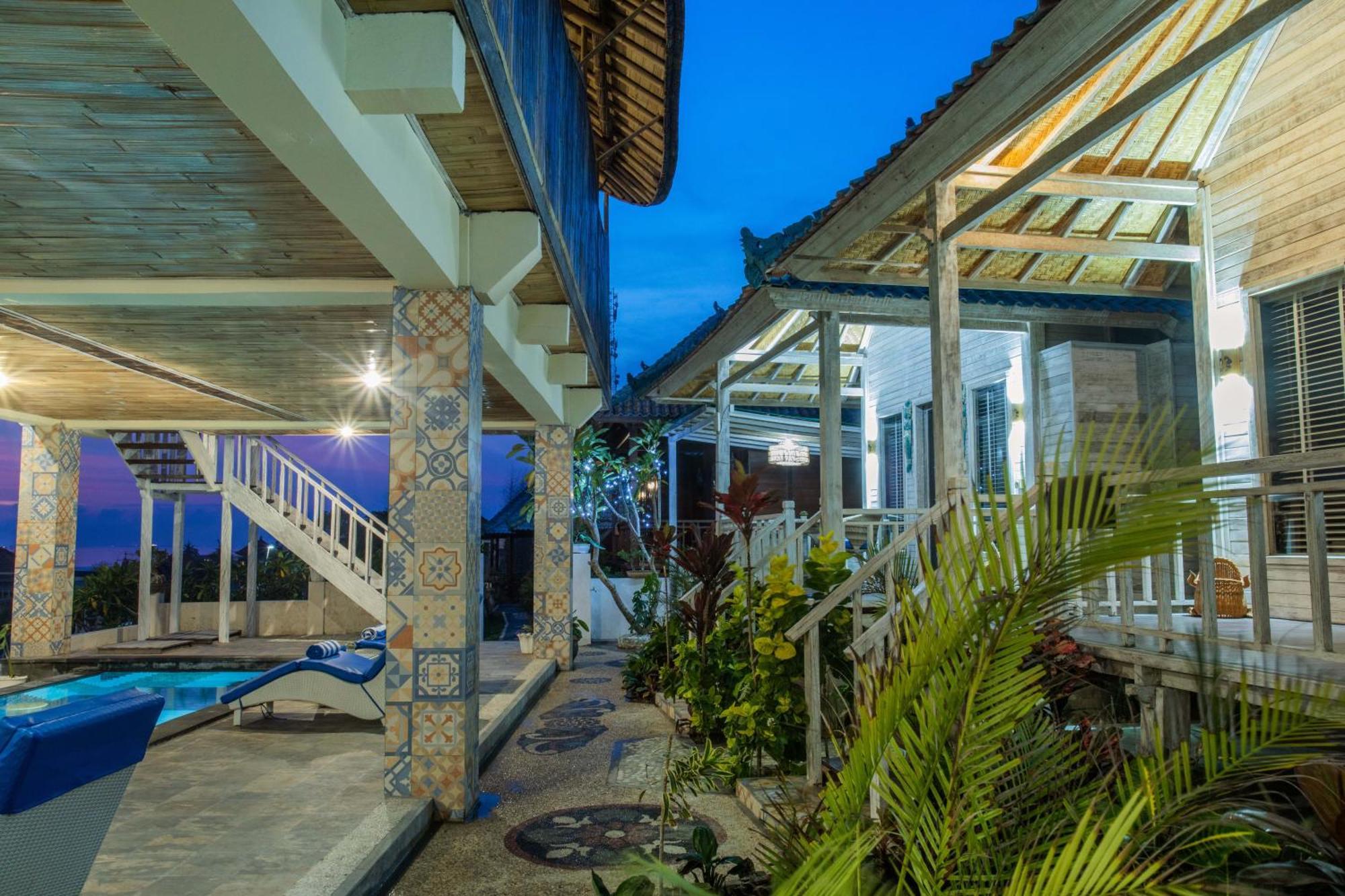 Nusa View - Oceanfront Rentals Lembongan Eksteriør billede