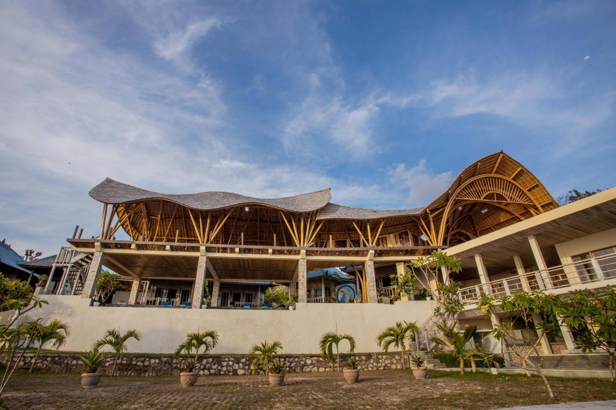 Nusa View - Oceanfront Rentals Lembongan Eksteriør billede