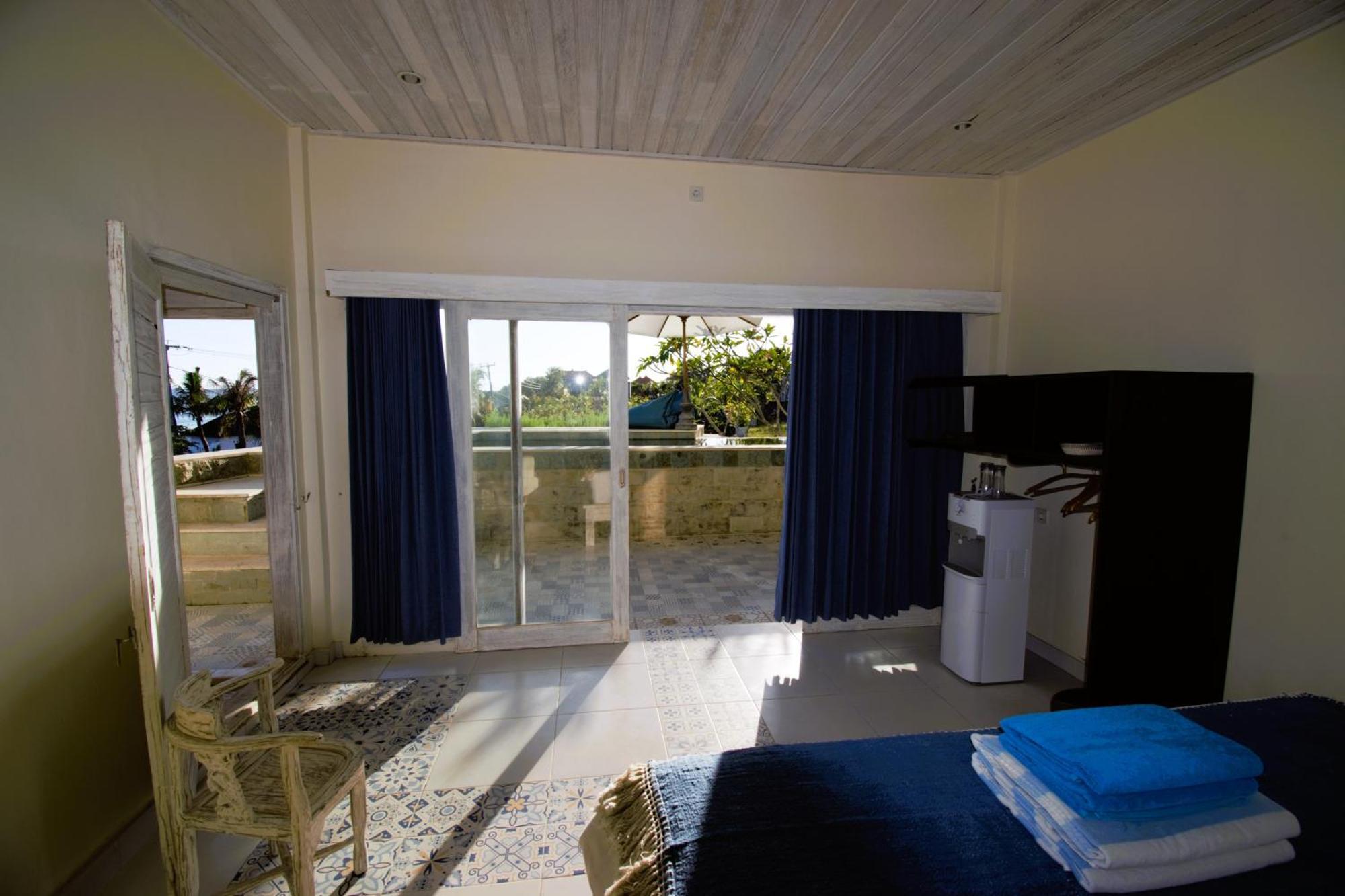 Nusa View - Oceanfront Rentals Lembongan Eksteriør billede